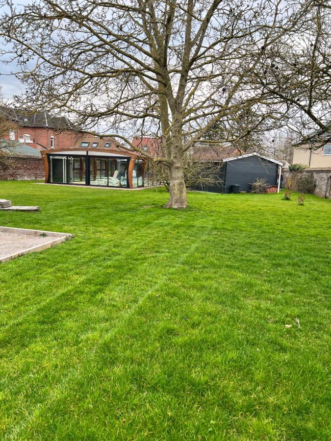 Gîte avec piscine Lestrem Extérieur photo