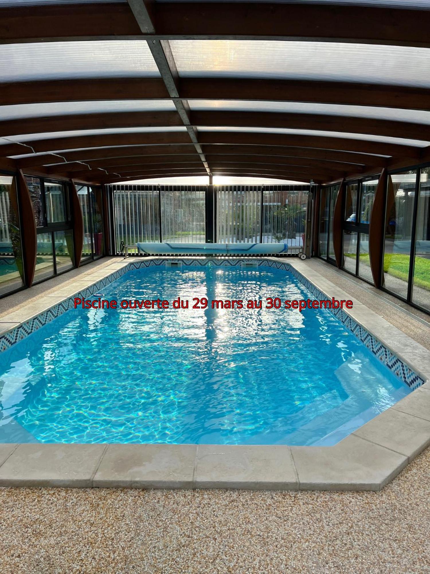 Gîte avec piscine Lestrem Extérieur photo